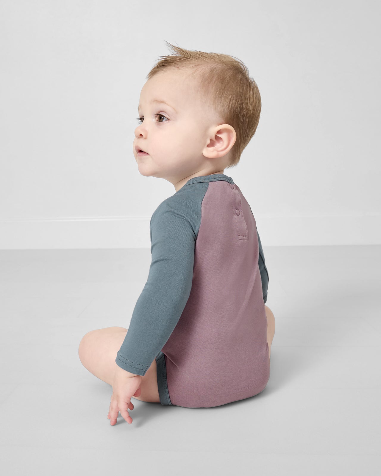 Bolt Raglan Bodysuit - Image 4