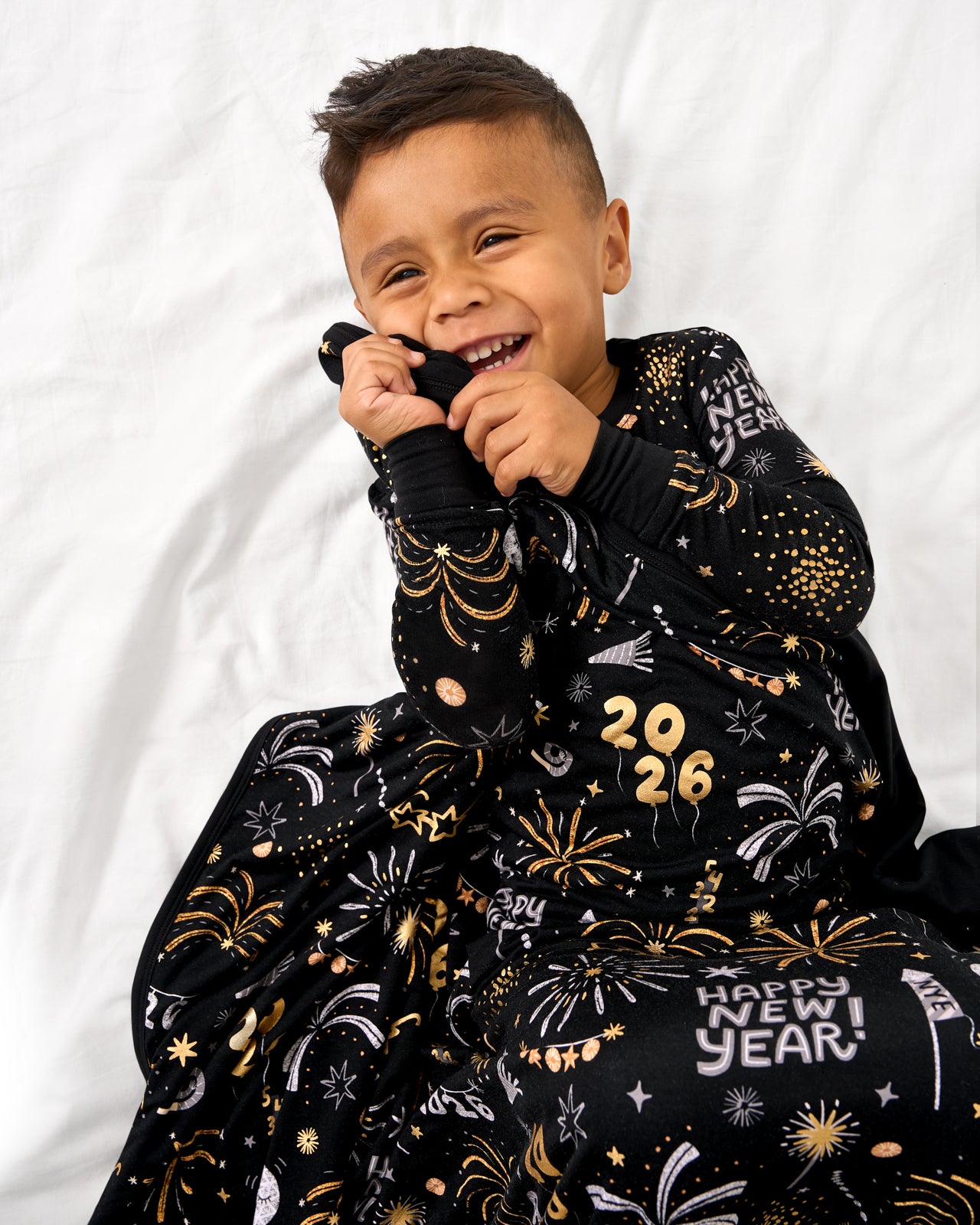 Cozy Countdown Large Cloud Blanket? - Image 5