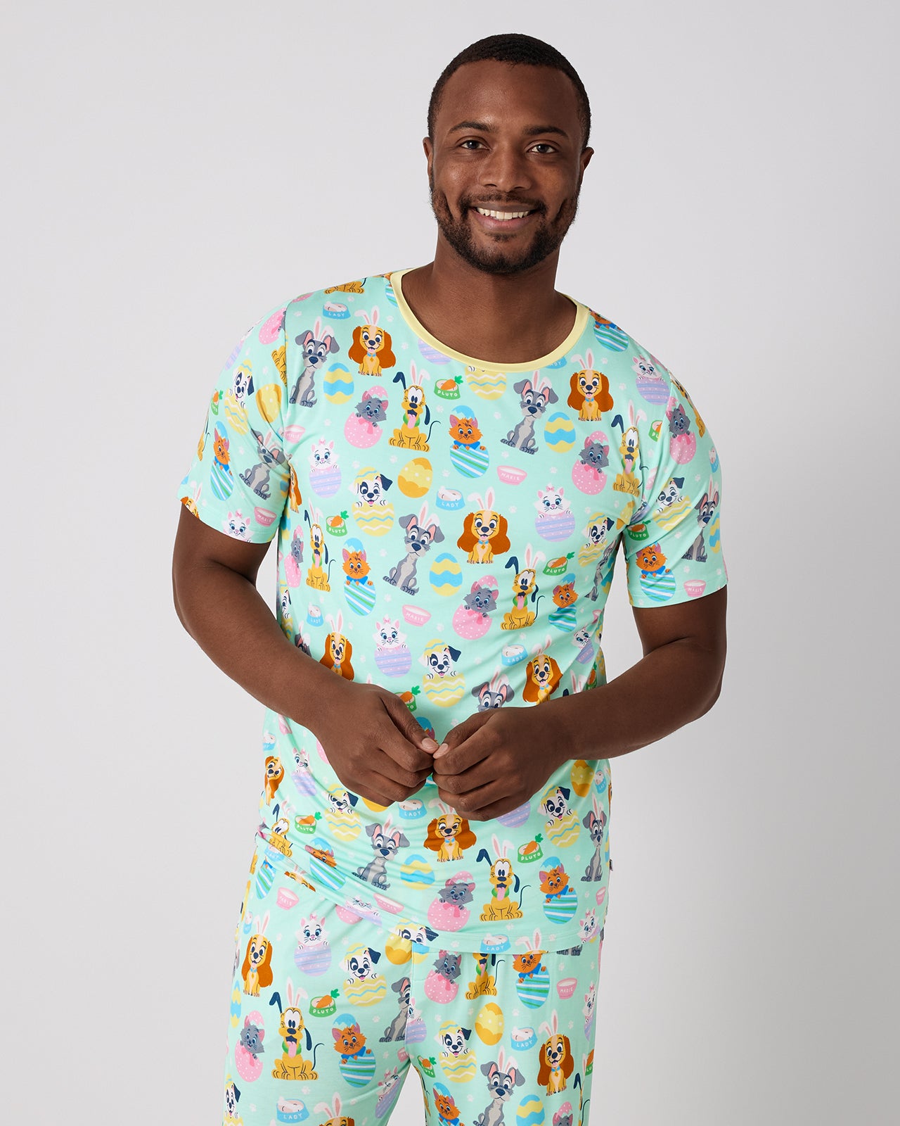 Disney Peekaboo Pets Men's Short Sleeve Pajama Top