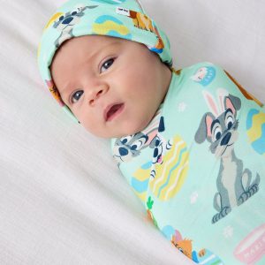 Disney Peekaboo Pets Swaddle & Hat Set