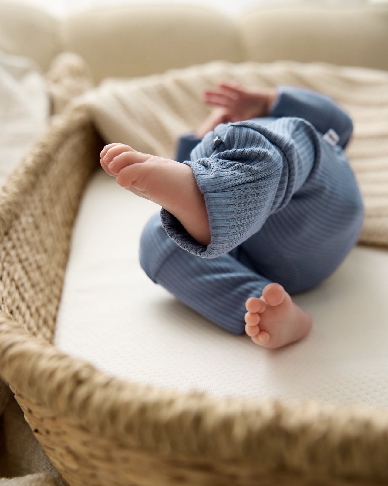 Hazy Blue Ribbed Zippy - Image 4