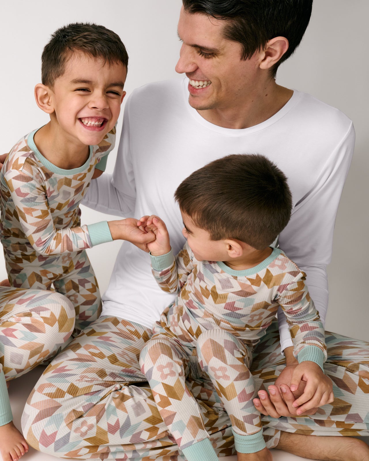 Kaleidoscope Dreams Ribbed Men's Pajama Pants - Image 4