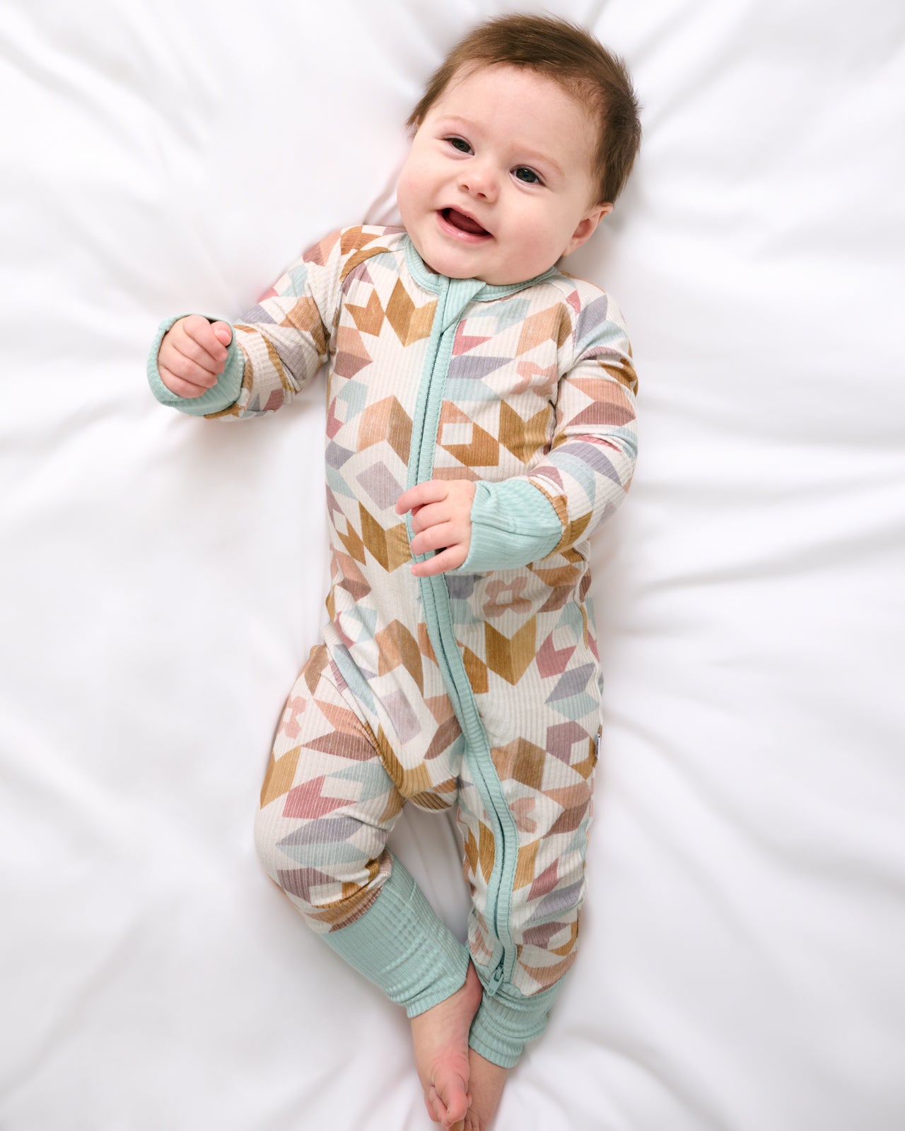 Kaleidoscope Dreams Ribbed Zippy