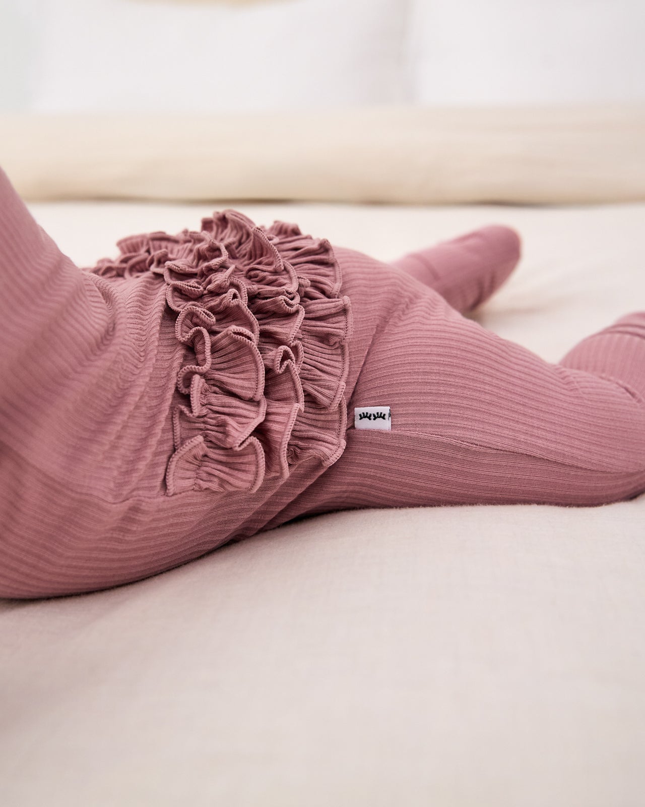 Rosewood Ribbed Ruffle Zippy - Image 4