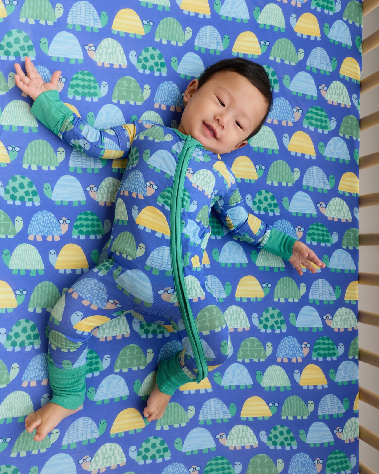 Shell Parade Fitted Crib Sheet - Image 2