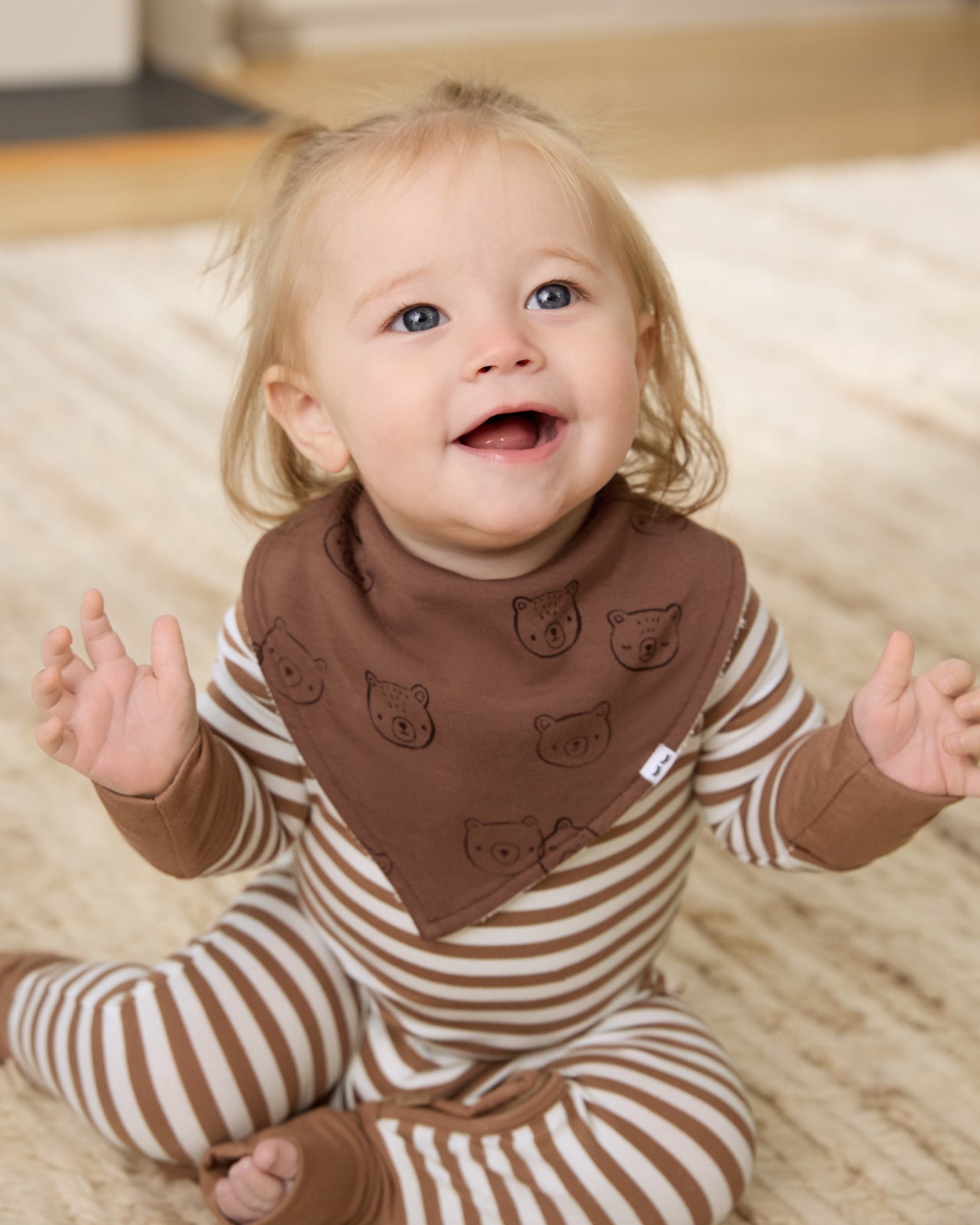 Teddy Tracks Bandana Bib - Image 4