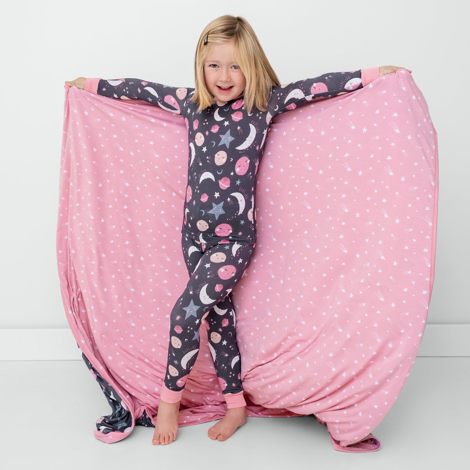 Pink To the Moon & Back Large Cloud Blanket? - Image 2