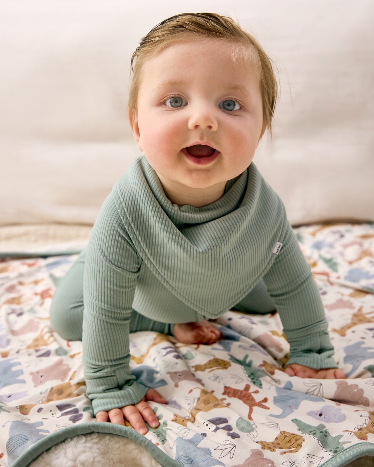 Willow Ribbed Bandana Bib