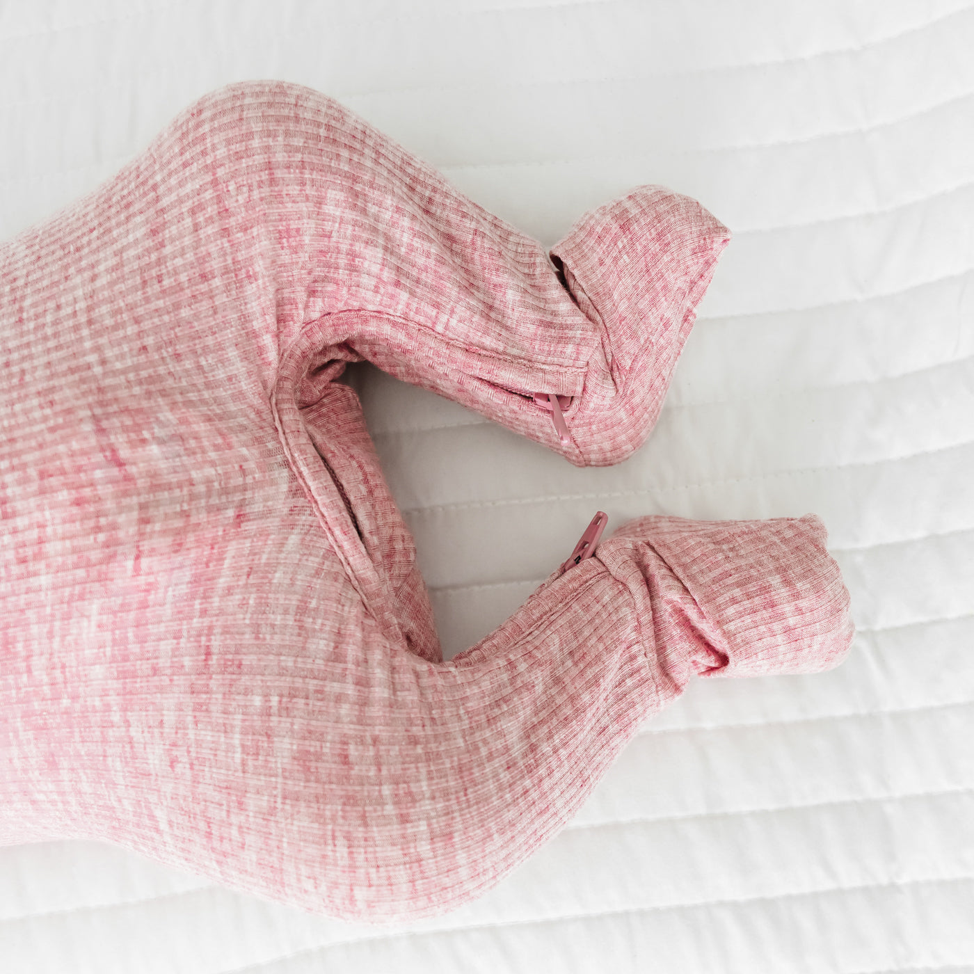 Heather Mauve Ribbed Crescent Zippy - Image 4