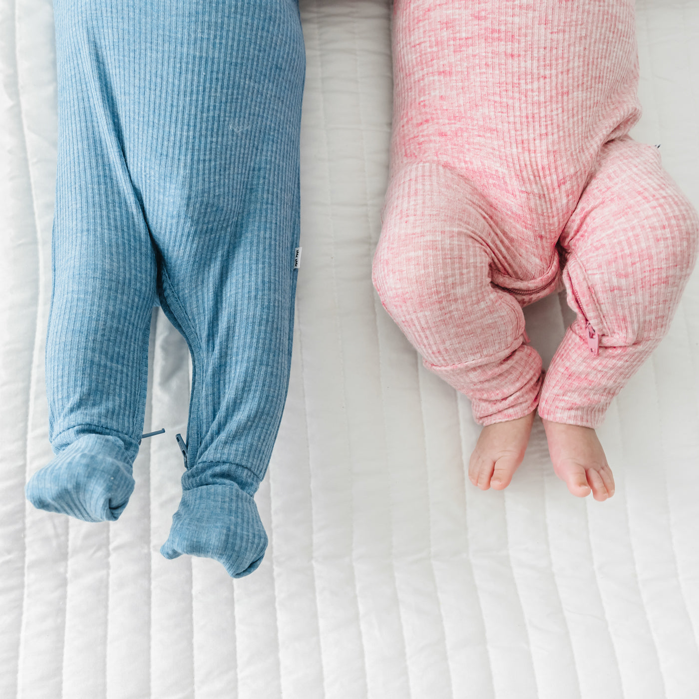 Heather Mauve Ribbed Crescent Zippy - Image 6