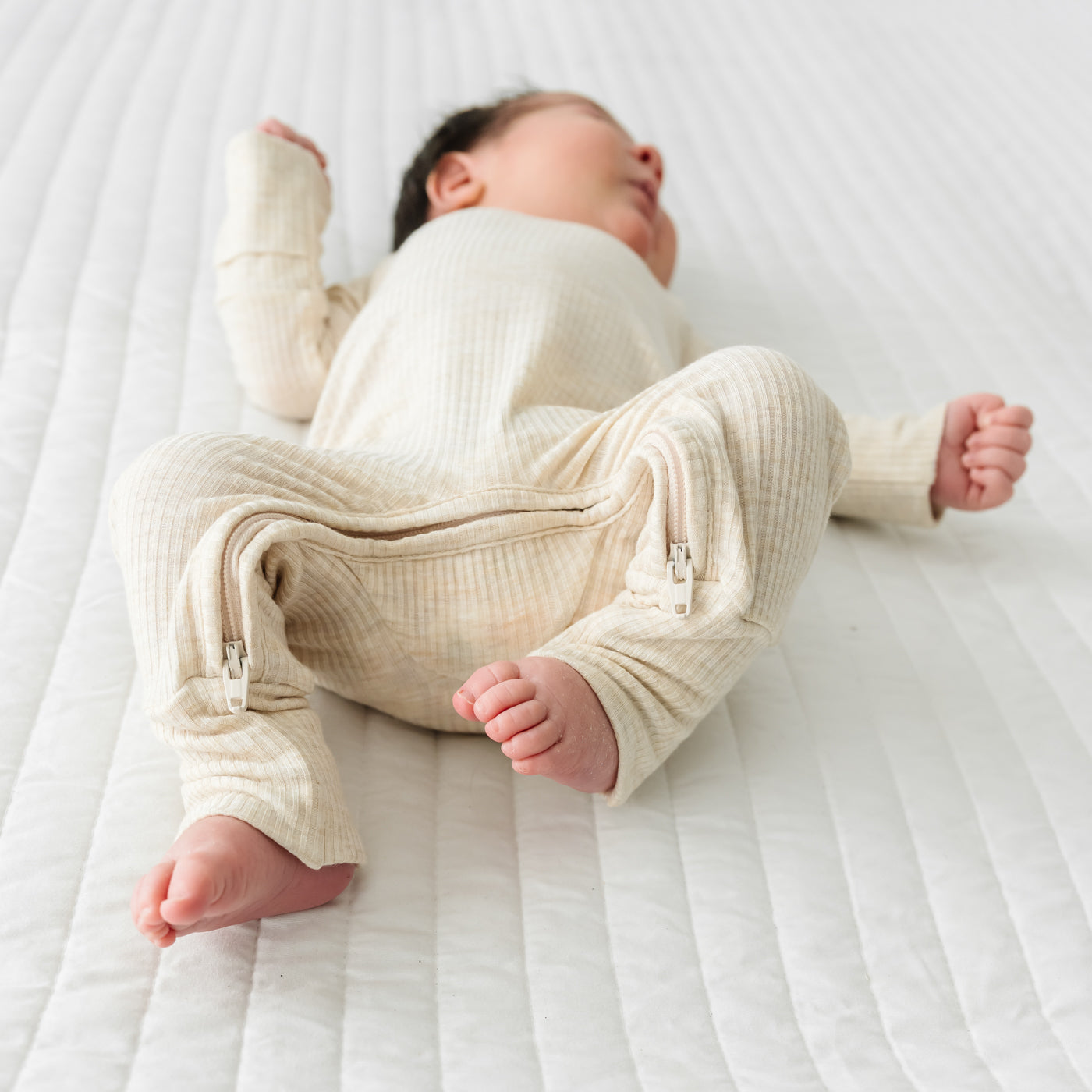 Heather Oatmeal Ribbed Crescent Zippy - Image 2