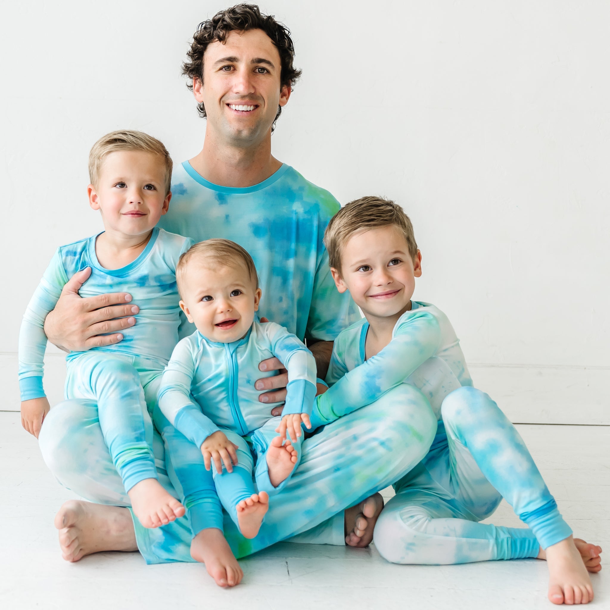 Tidepool Watercolor Two-Piece Pajama Set - Image 4