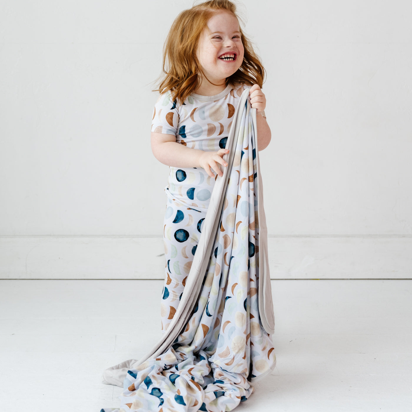 Luna Neutral Large Cloud Blanket® - Image 2